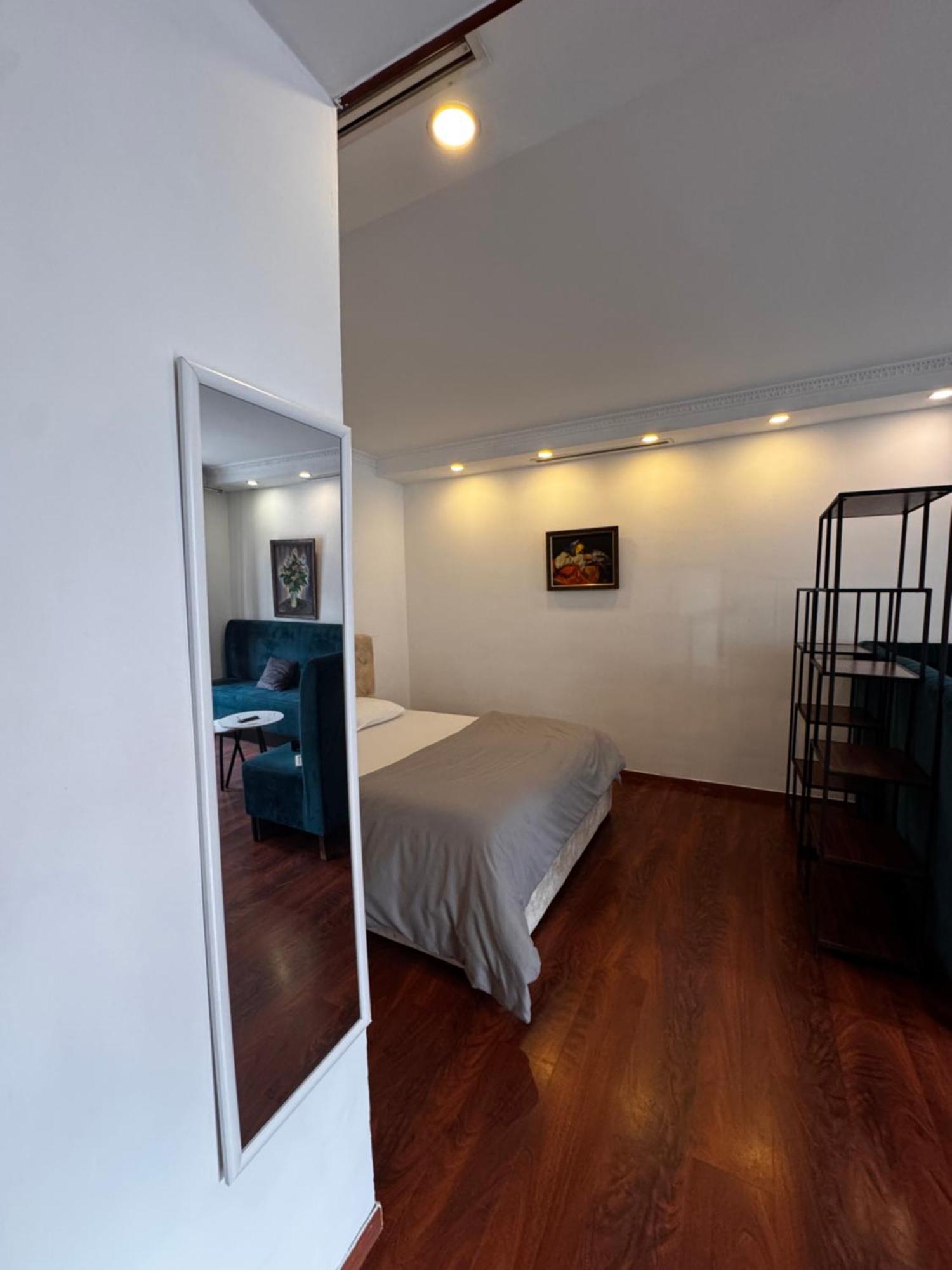 Studio In Bllok 地拉那 外观 照片